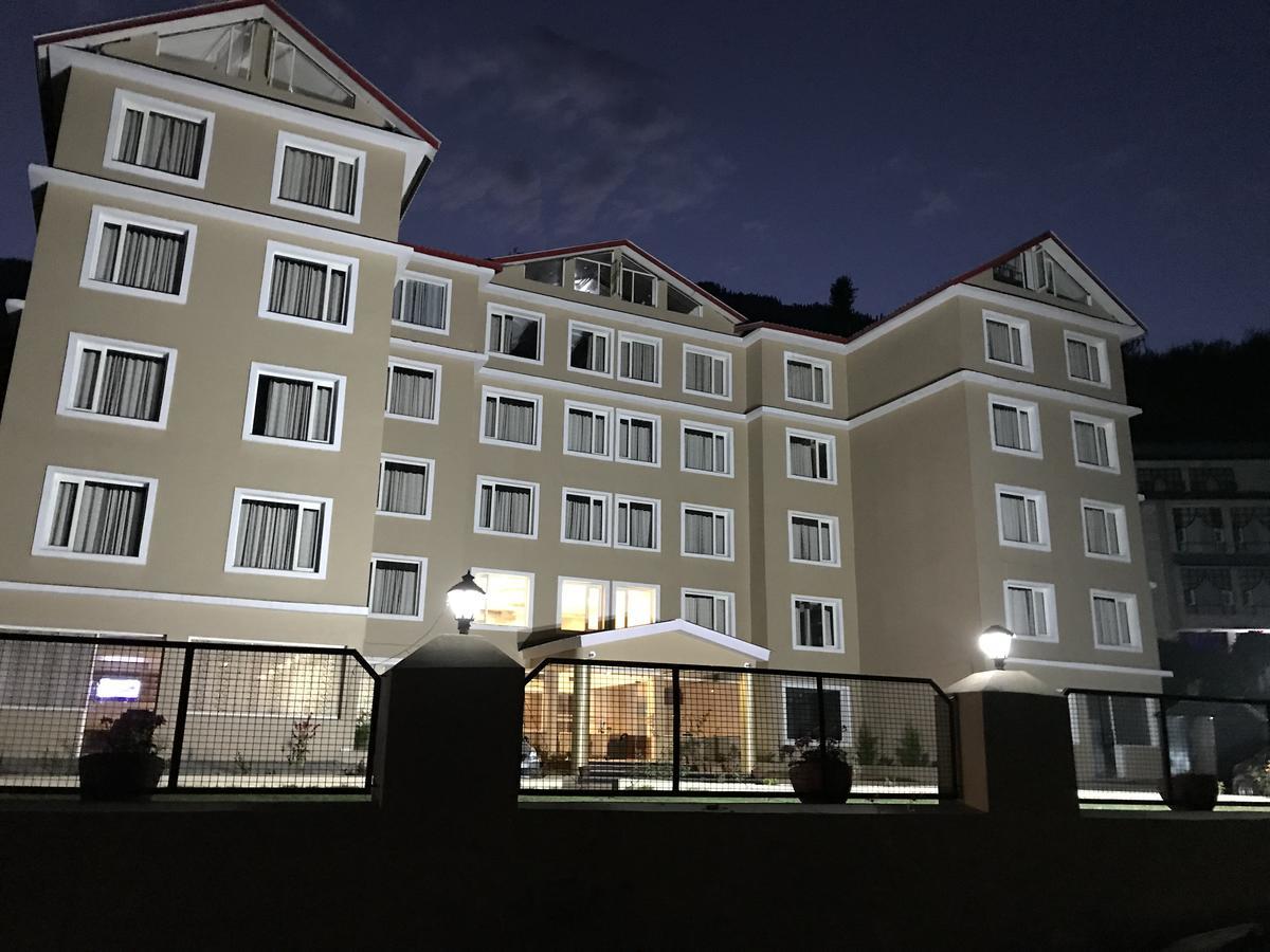 Hotel Maple Retreat Manāli エクステリア 写真