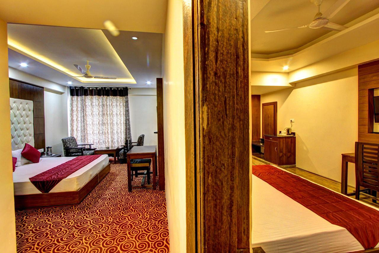 Hotel Maple Retreat Manāli エクステリア 写真